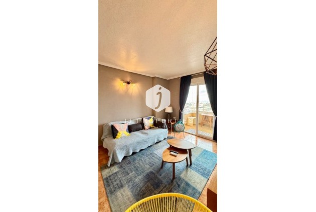 D'occasion - Appartement -
Torrevieja - Costa Blanca