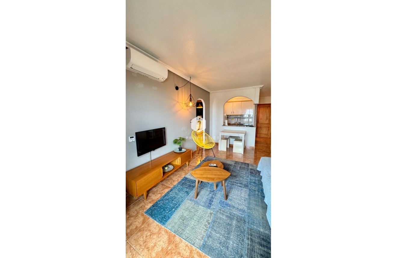 D'occasion - Appartement -
Torrevieja - Costa Blanca