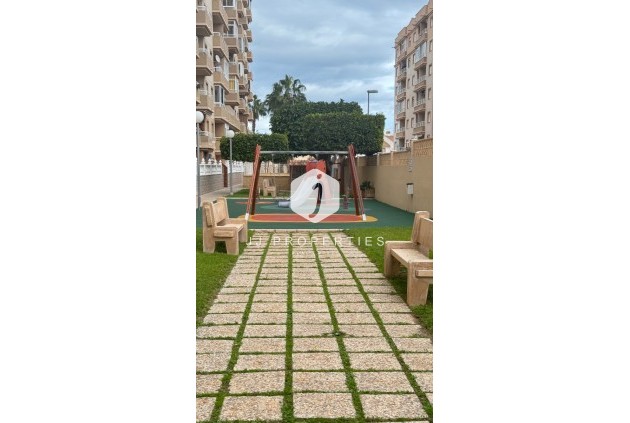 D'occasion - Appartement -
Torrevieja - Costa Blanca