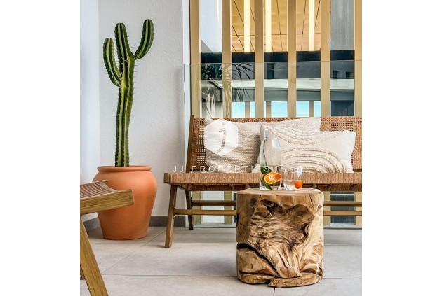 Segunda mano - Apartamento / piso -
Orihuela Costa