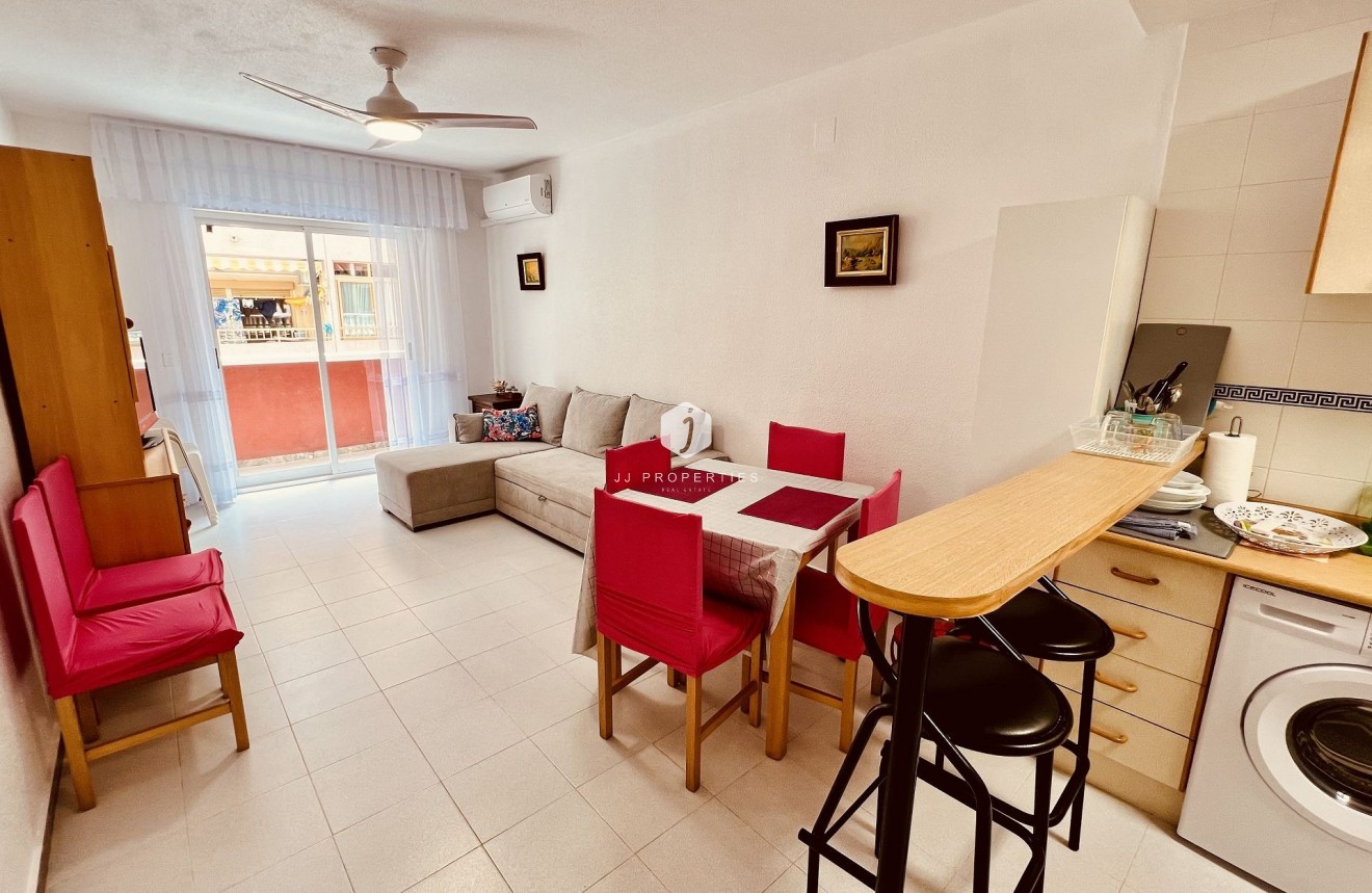 Segunda mano - Apartamento / piso -
Torrevieja - Costa Blanca