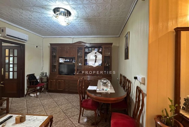 Resale - Apartment / flat -
Torrevieja - Estacion de autobuses