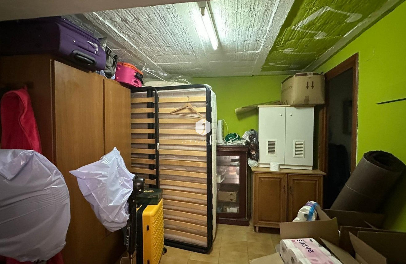 Resale - Apartment / flat -
Torrevieja - Estacion de autobuses