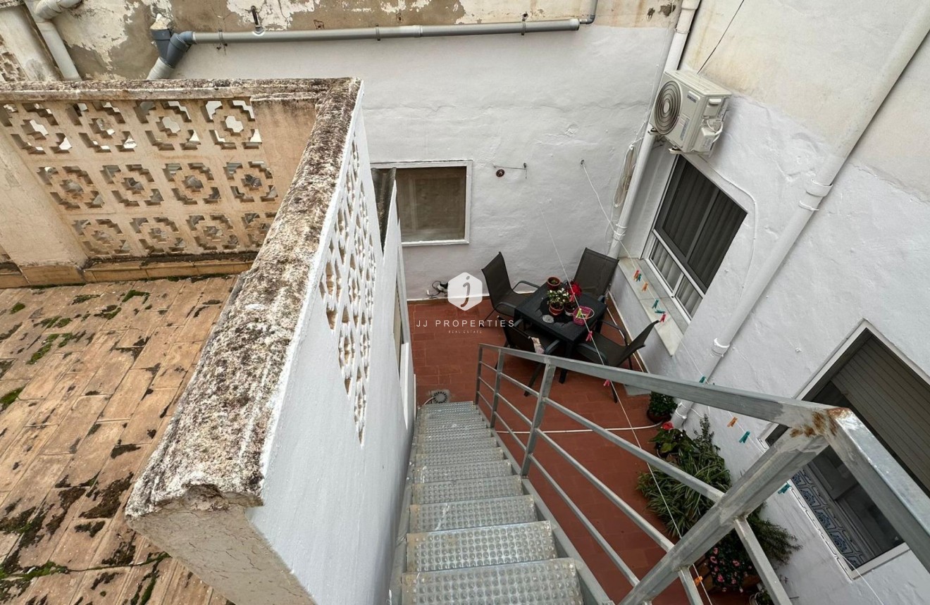 Resale - Apartment / flat -
Torrevieja - Estacion de autobuses