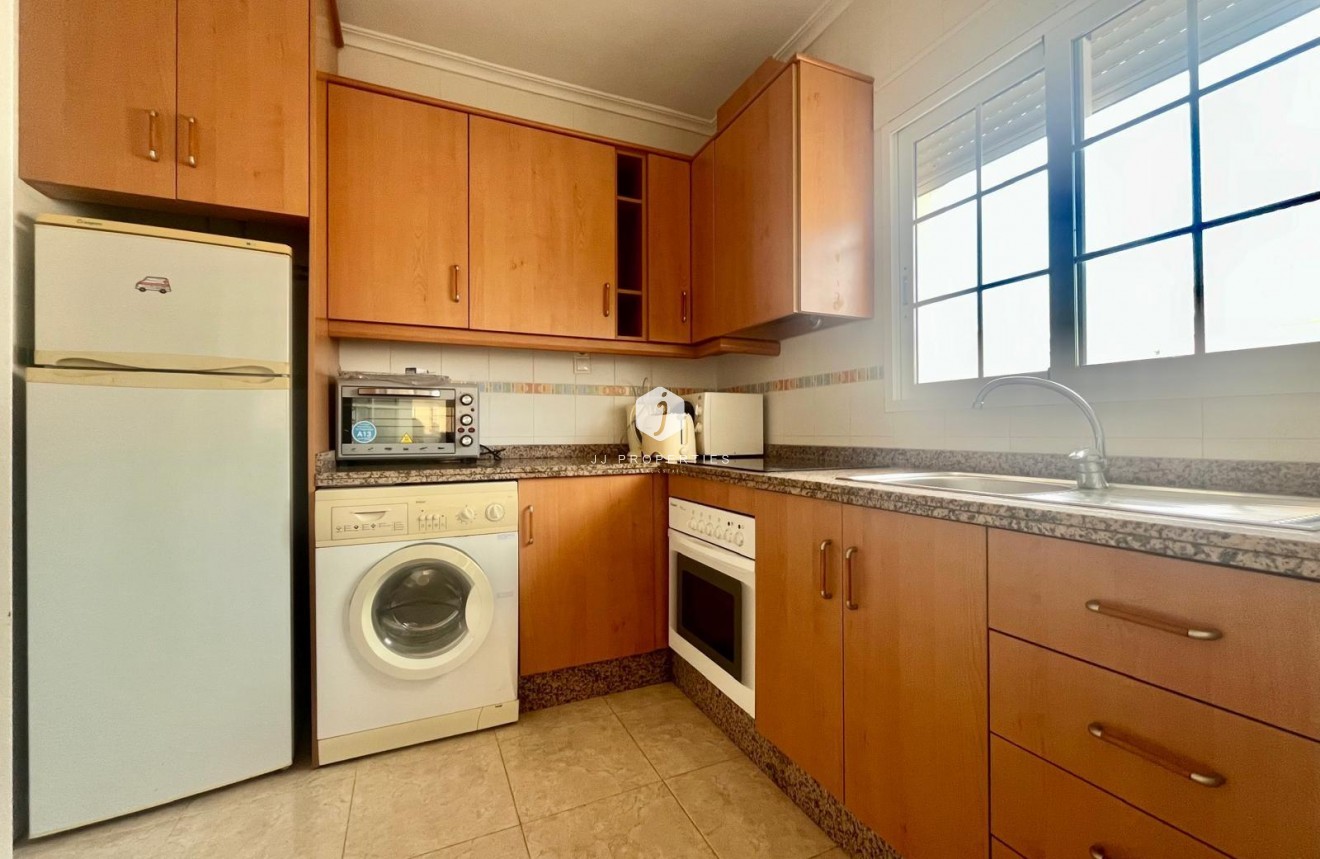 Resale - Bungalow -
San Fulgencio - La Marina