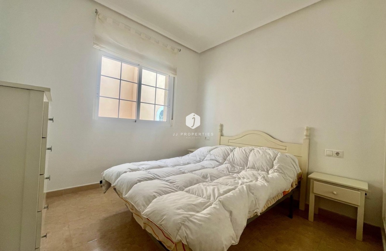 Resale - Bungalow -
San Fulgencio - La Marina