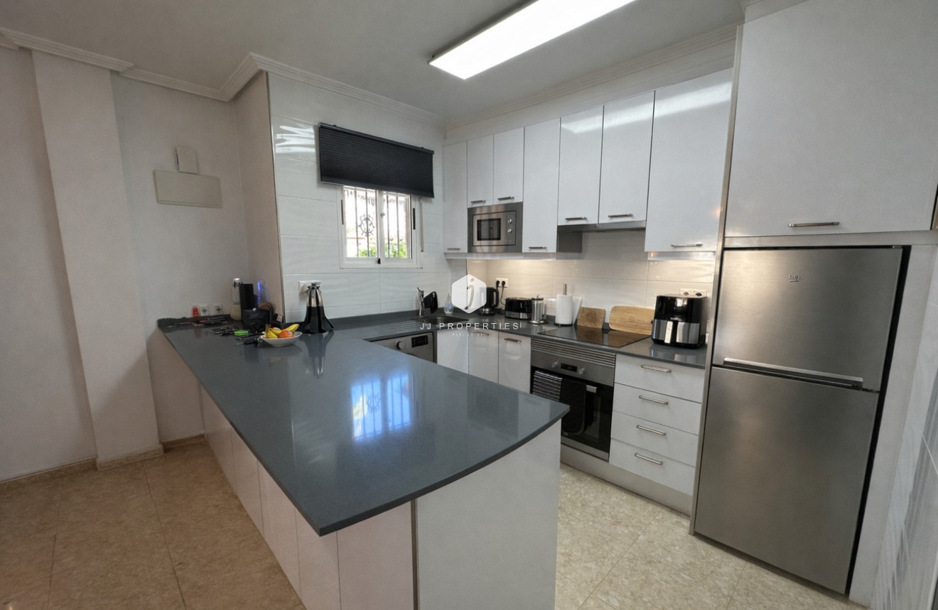 Aus zweiter Hand - Chalet -
Orihuela Costa - Villa's San Jose IV