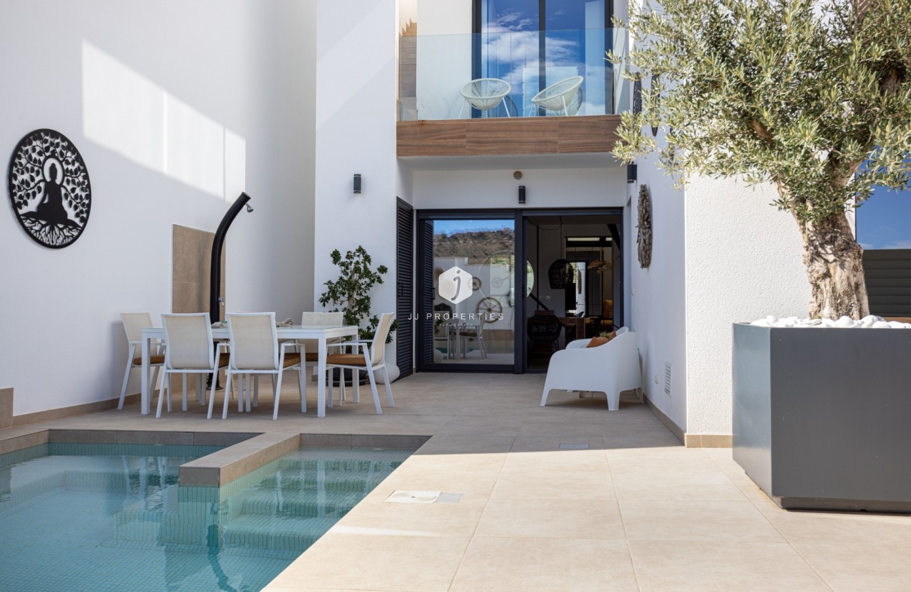 Aus zweiter Hand - Villa -
Benijofar - Costa Blanca