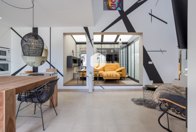 Aus zweiter Hand - Villa -
Benijofar - Costa Blanca