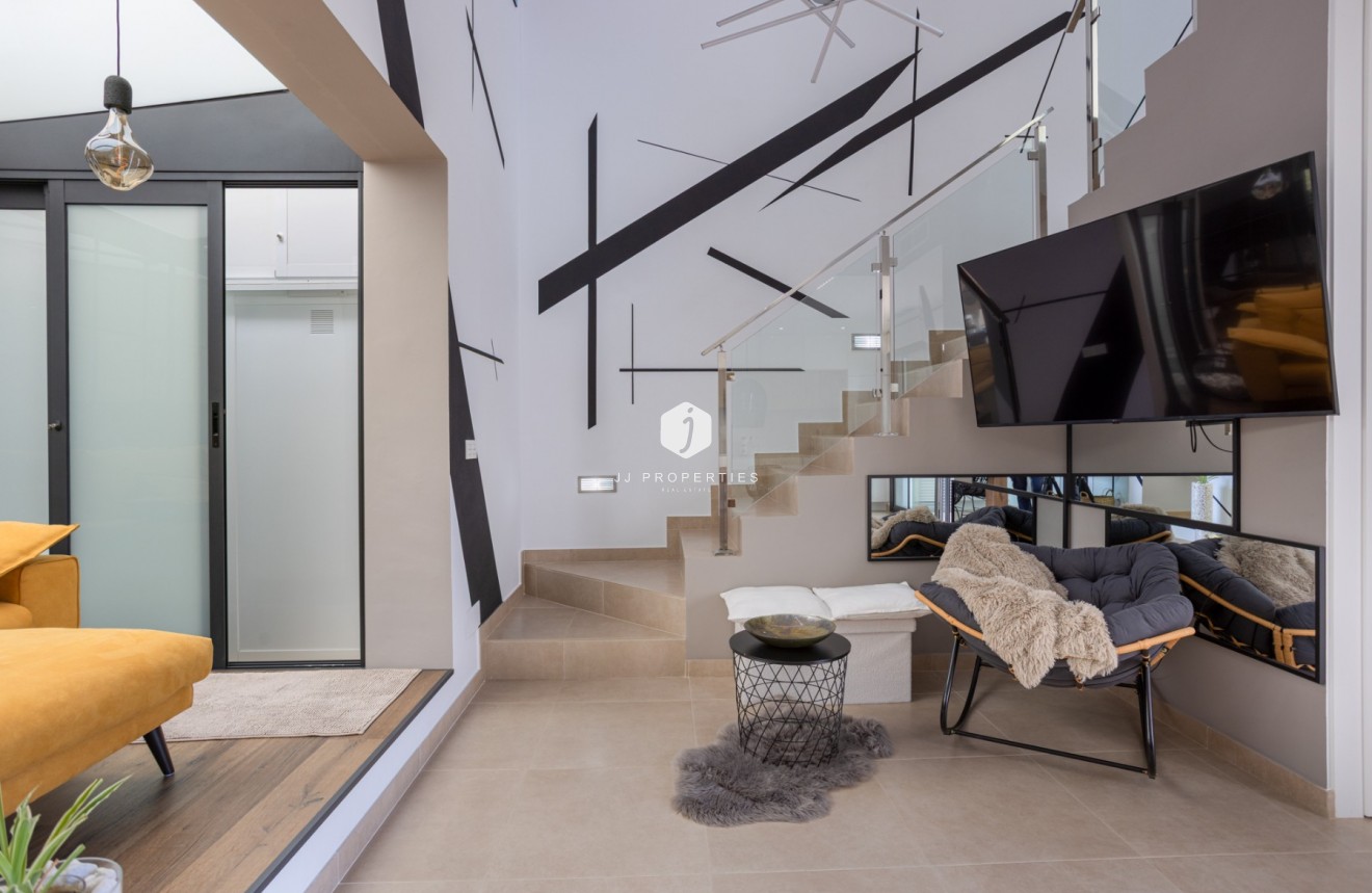 Aus zweiter Hand - Villa -
Benijofar - Costa Blanca