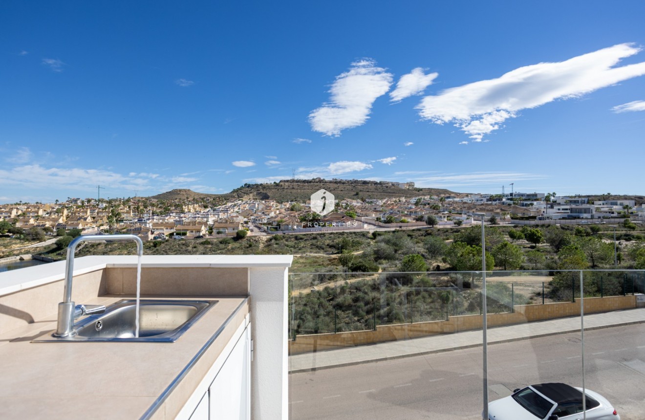 Aus zweiter Hand - Villa -
Benijofar - Costa Blanca