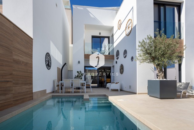 Aus zweiter Hand - Villa -
Benijofar - Costa Blanca