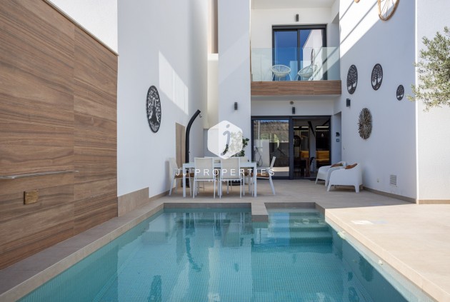 Aus zweiter Hand - Villa -
Benijofar - Costa Blanca