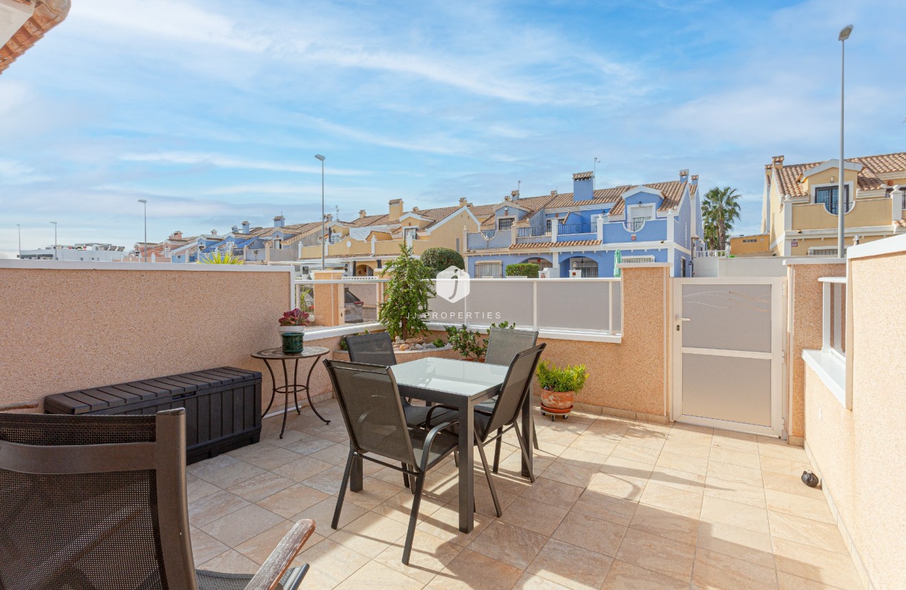 Tweedehands - Villa -
Orihuela Costa - Costa Blanca