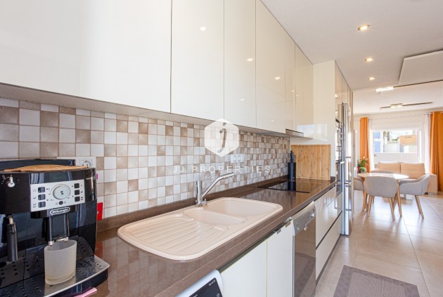 Tweedehands - Villa -
Orihuela Costa - Costa Blanca