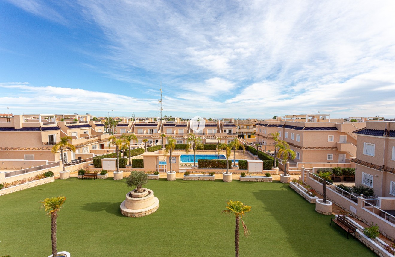 Tweedehands - Villa -
Orihuela Costa - Costa Blanca