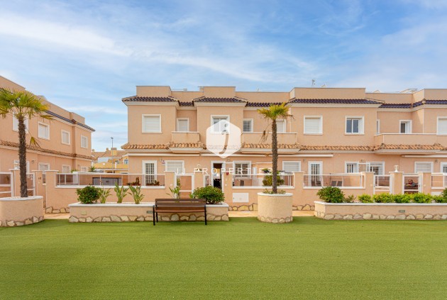 Tweedehands - Villa -
Orihuela Costa - Costa Blanca