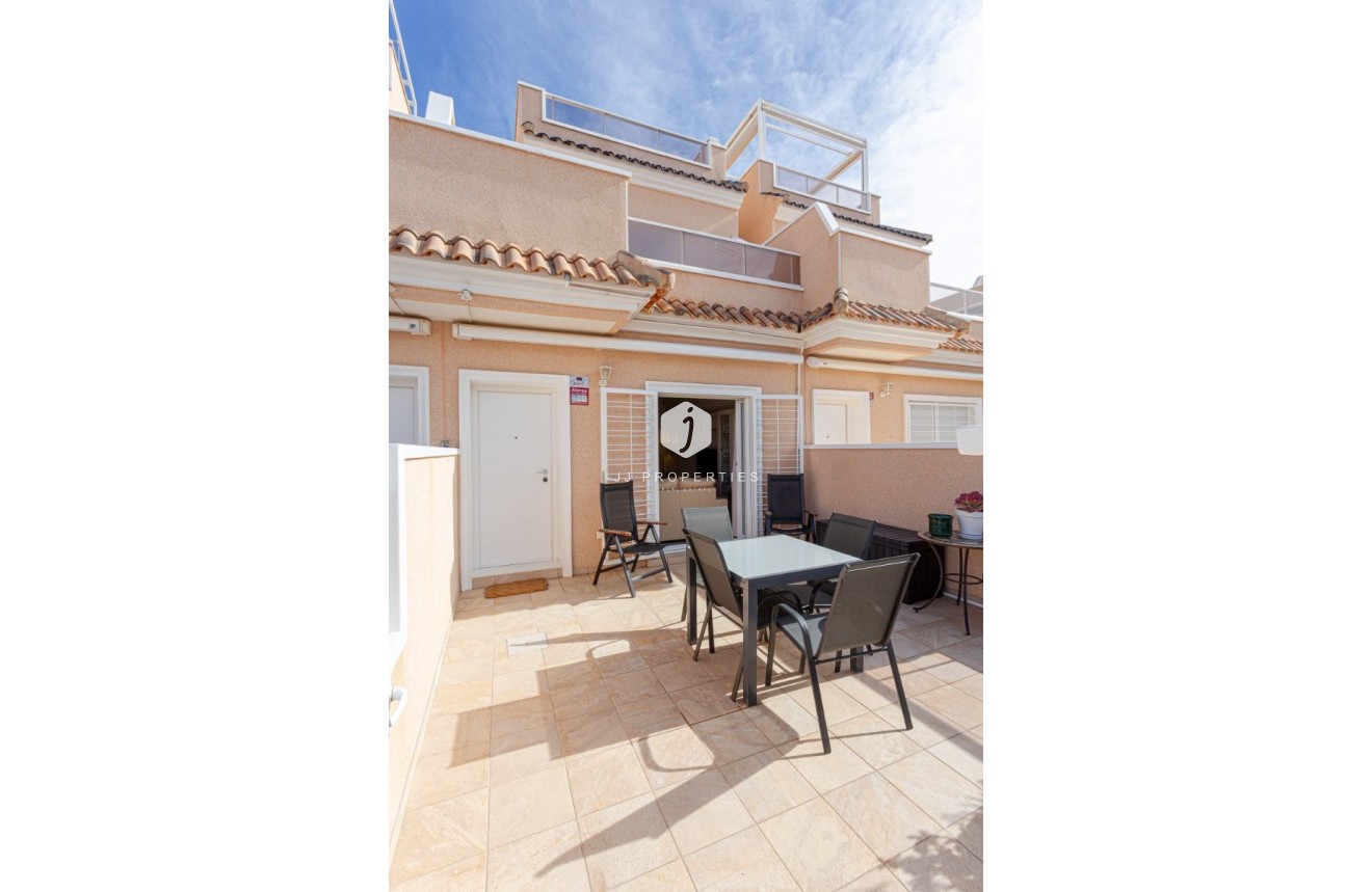 Tweedehands - Villa -
Orihuela Costa - Costa Blanca