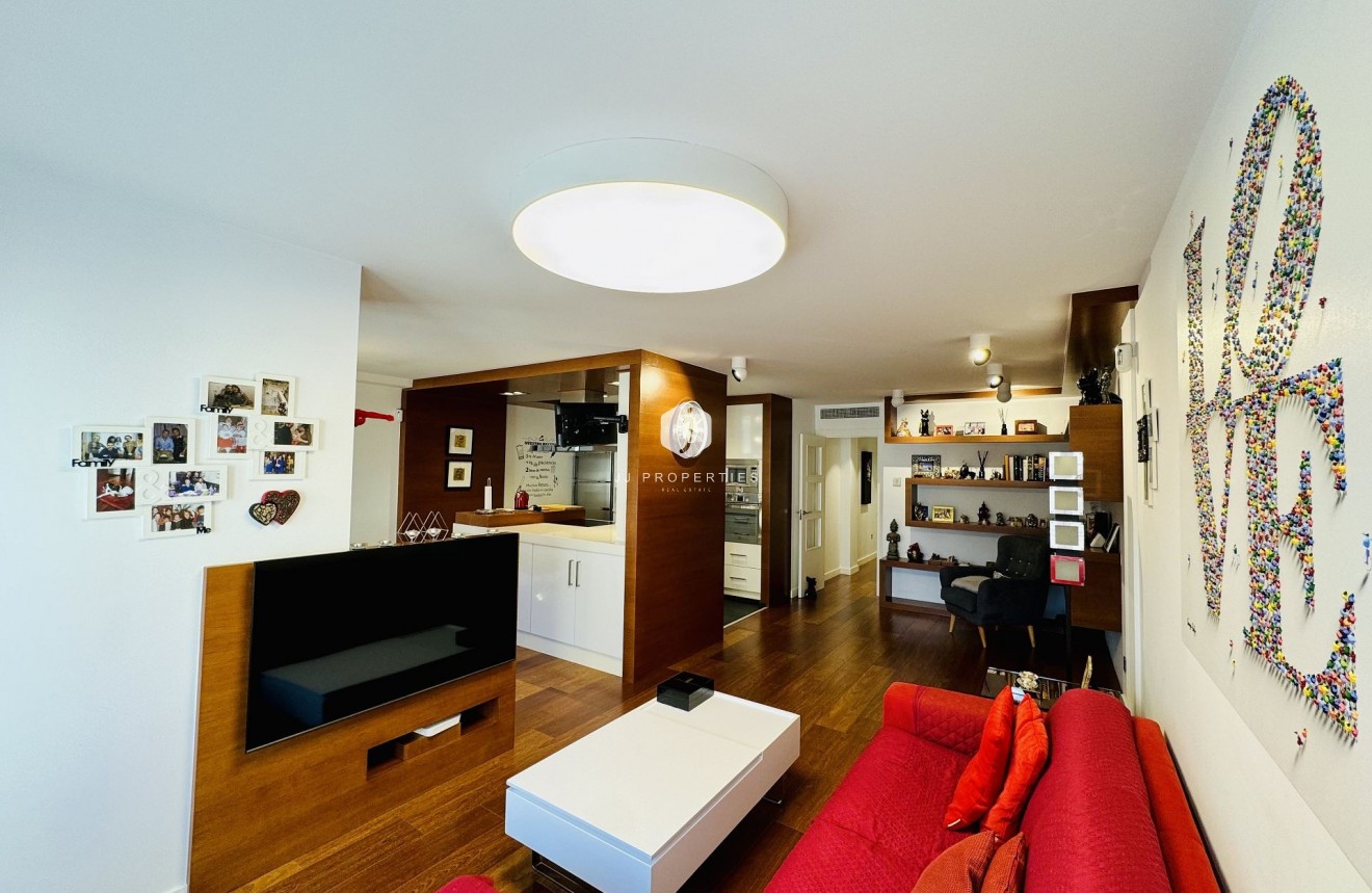 Z drugiej ręki - Mieszkanie w bloku -
Torrevieja - Costa Blanca