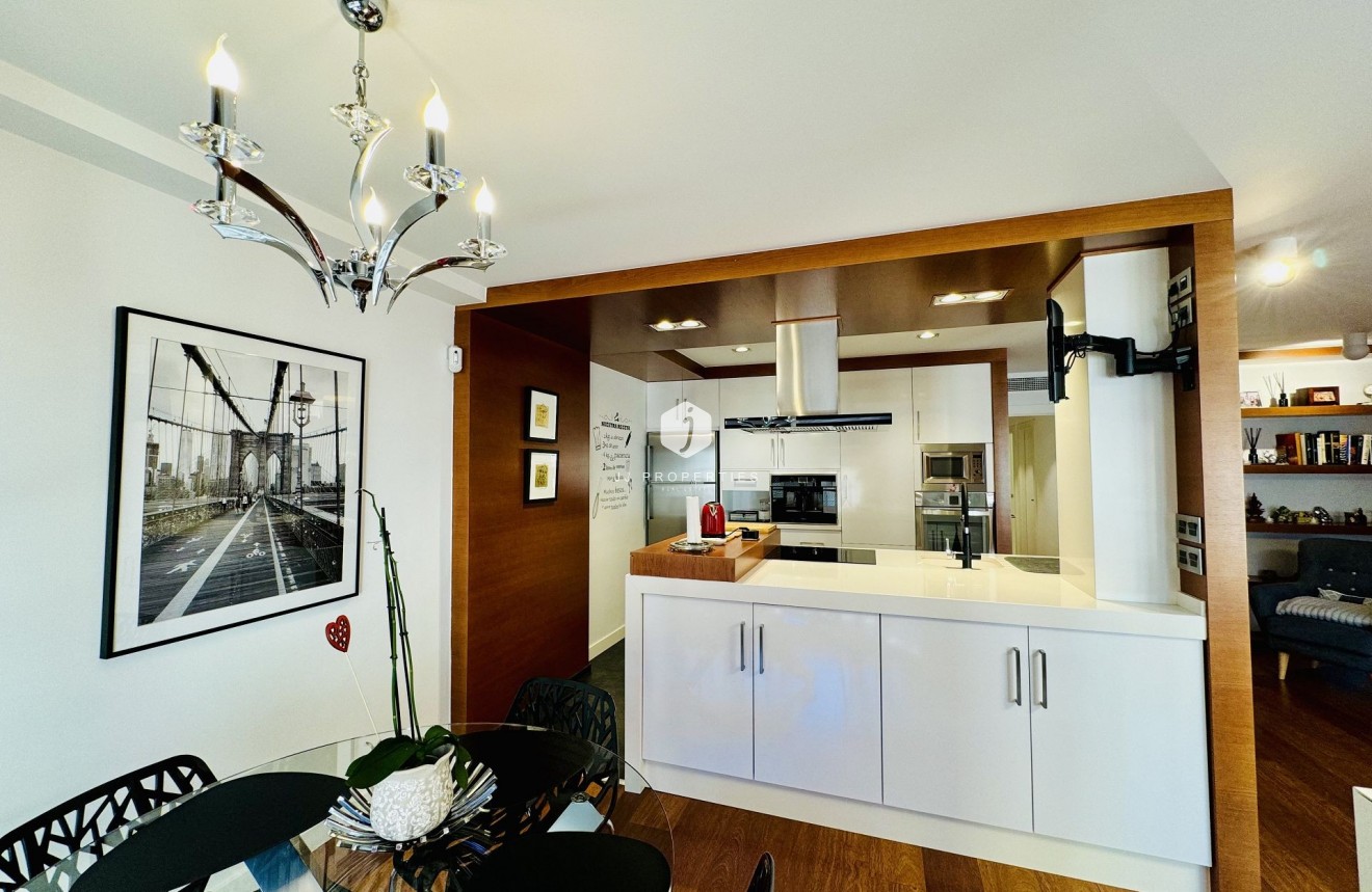 Z drugiej ręki - Mieszkanie w bloku -
Torrevieja - Costa Blanca