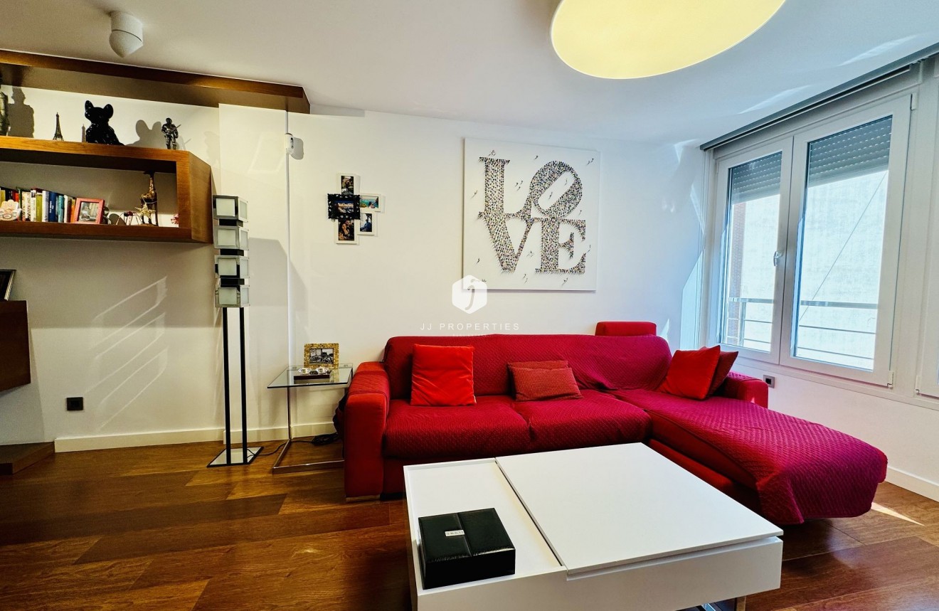 Z drugiej ręki - Mieszkanie w bloku -
Torrevieja - Costa Blanca