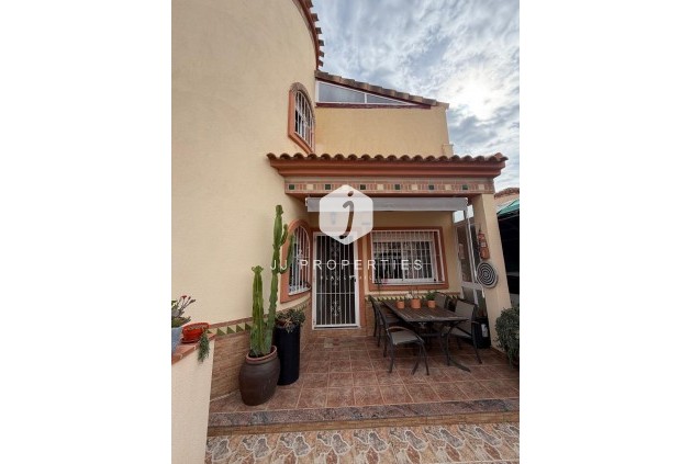 Resale - Villa -
Orihuela Costa - Playa Flamenca