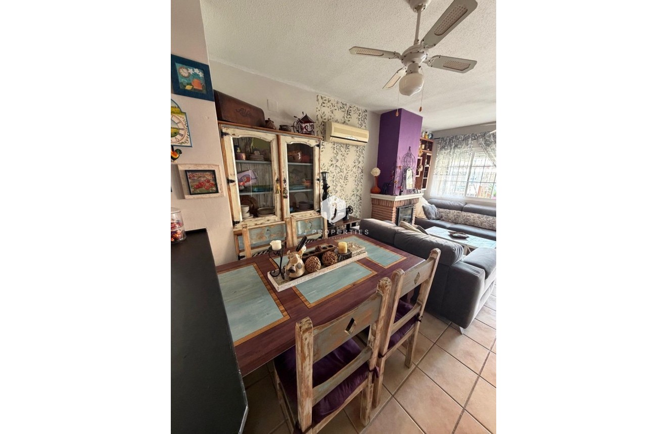 Resale - Villa -
Orihuela Costa - Playa Flamenca