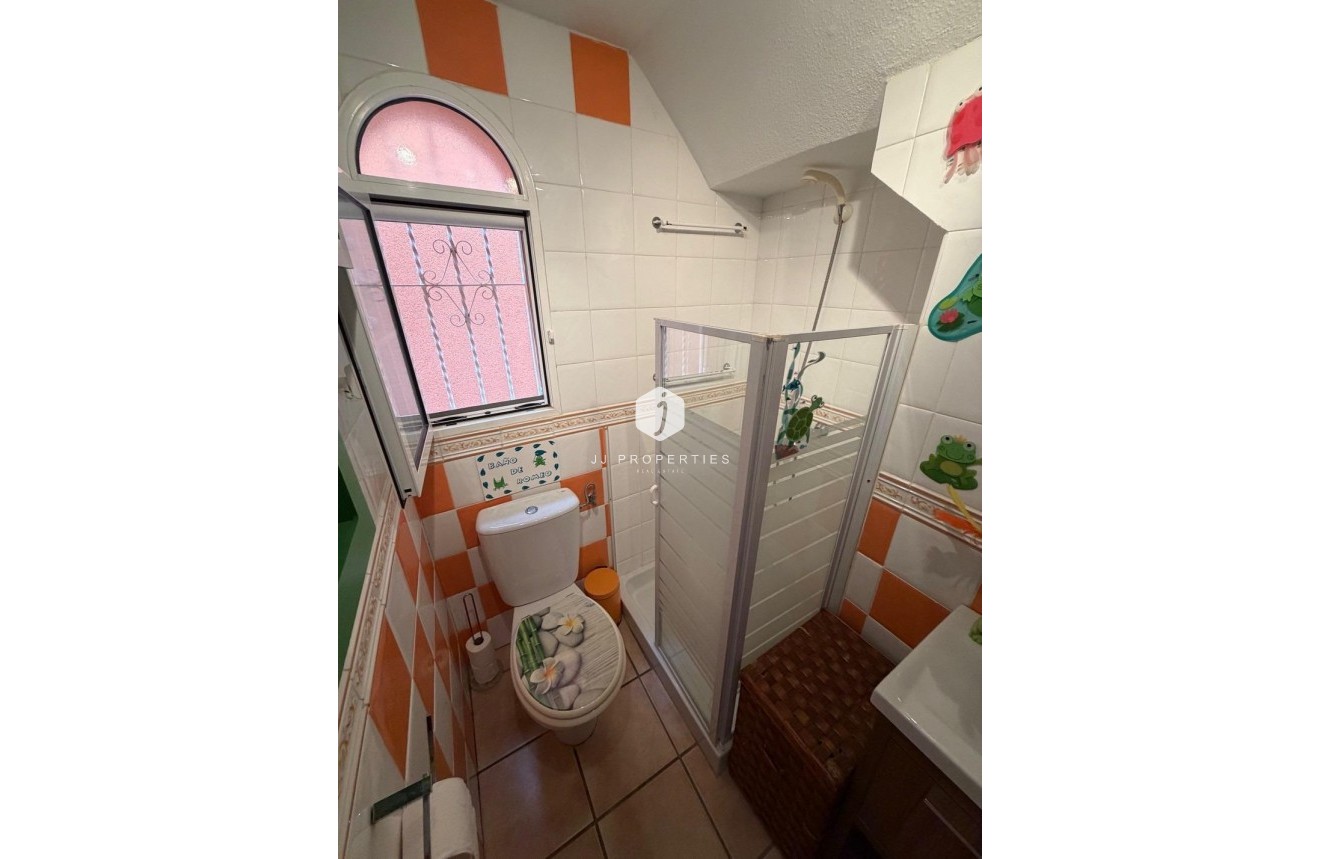 Resale - Villa -
Orihuela Costa - Playa Flamenca