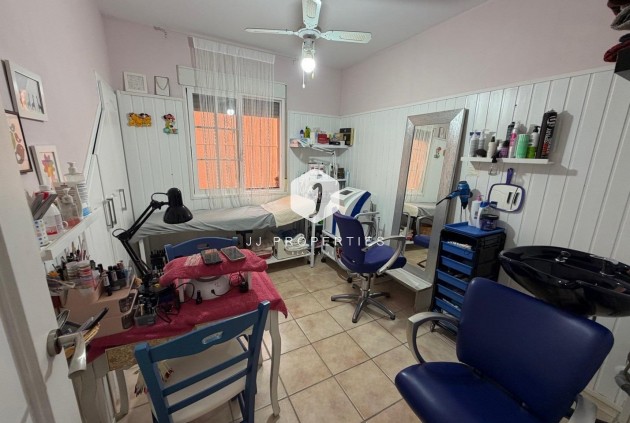 Resale - Villa -
Orihuela Costa - Playa Flamenca