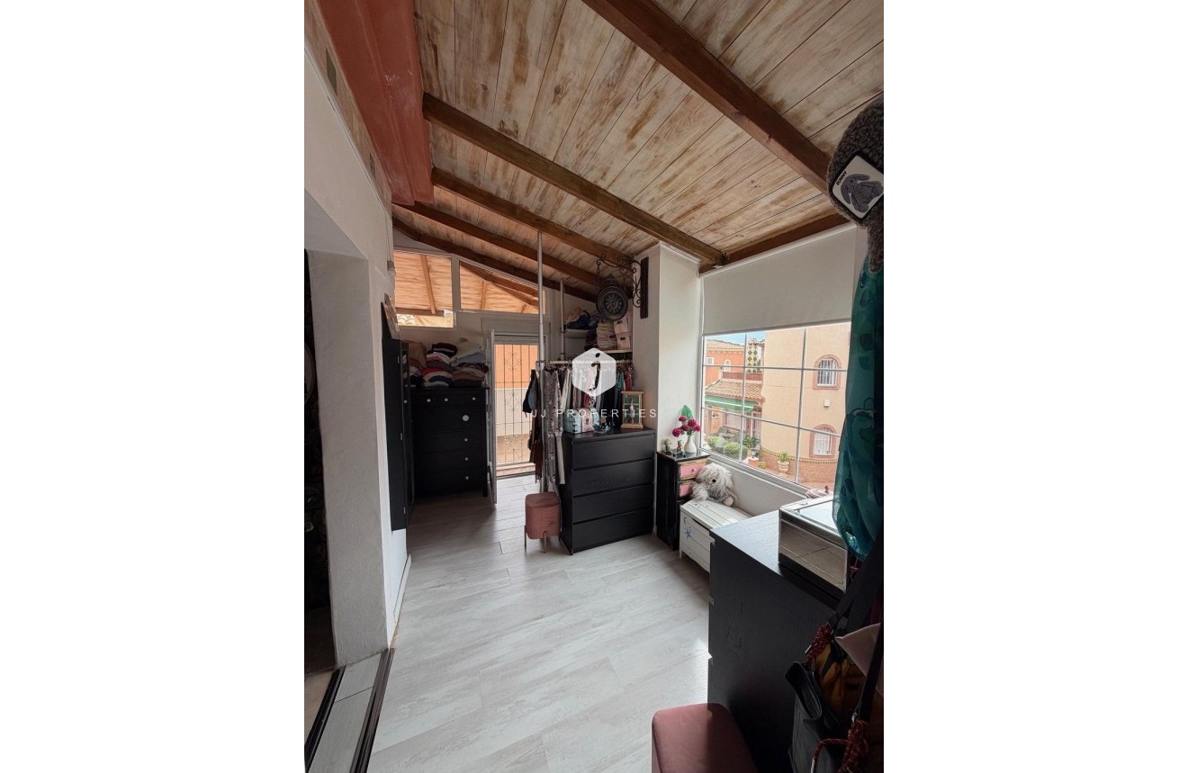 Resale - Villa -
Orihuela Costa - Playa Flamenca