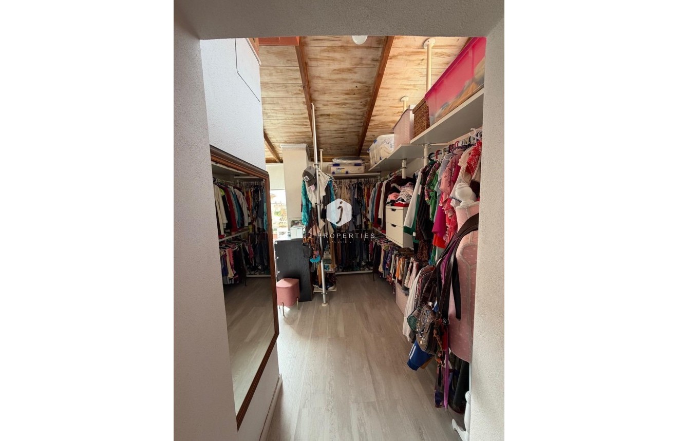 Resale - Villa -
Orihuela Costa - Playa Flamenca