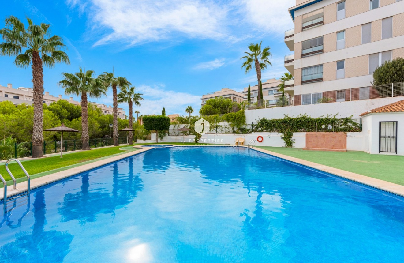 Resale - Villa -
Orihuela Costa - Costa Blanca