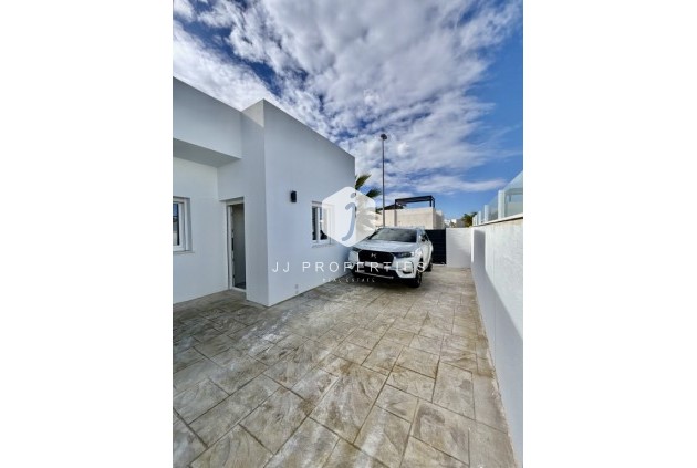 Resale - Villa -
Benijofar - Costa Blanca