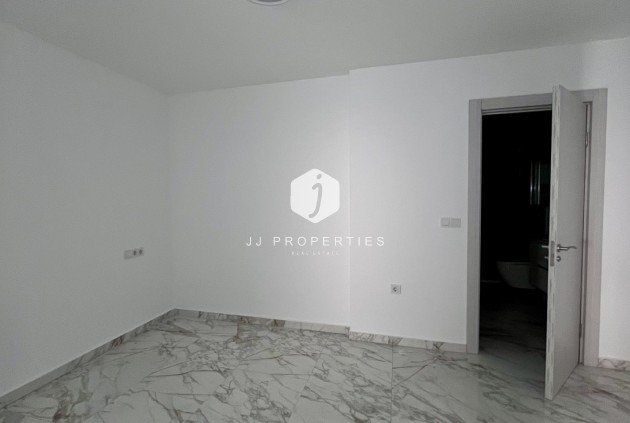Resale - Apartment / flat -
Torrevieja - PLAYA LOS LOCOS