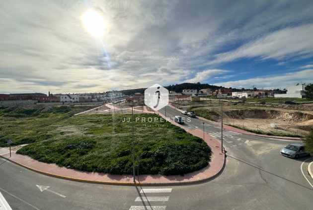 Resale - Chalet -
Bigastro - Inland