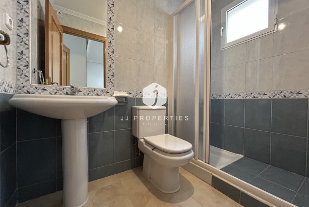 Resale - Apartment / flat -
Alicante - Inland