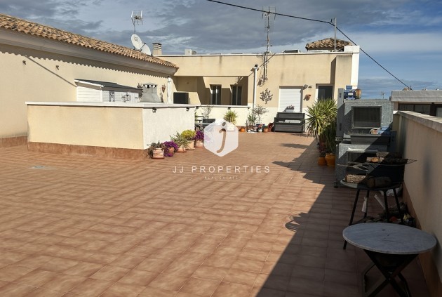 Resale - Apartment / flat -
Alicante - Inland