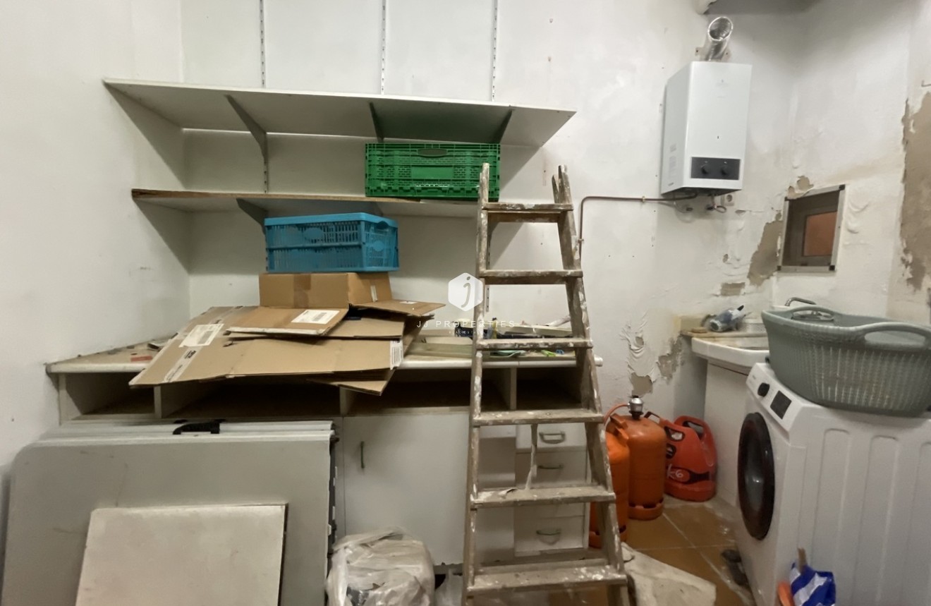 Resale - Bungalow -
Torrevieja - Costa Blanca