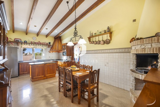 Resale - Villa -
Torrevieja - Costa Blanca