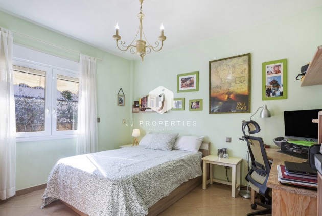 Resale - Villa -
Torrevieja - Costa Blanca