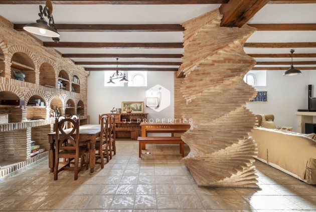 Resale - Villa -
Torrevieja - Costa Blanca