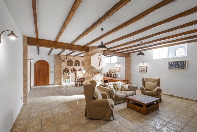 Resale - Villa -
Torrevieja - Costa Blanca