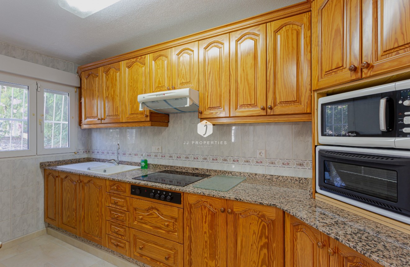 Aus zweiter Hand - Villa -
Torrevieja - Costa Blanca