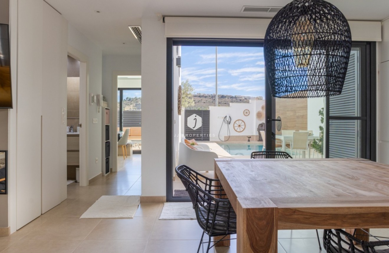 Resale - Chalet -
Benijofar - Costa Blanca