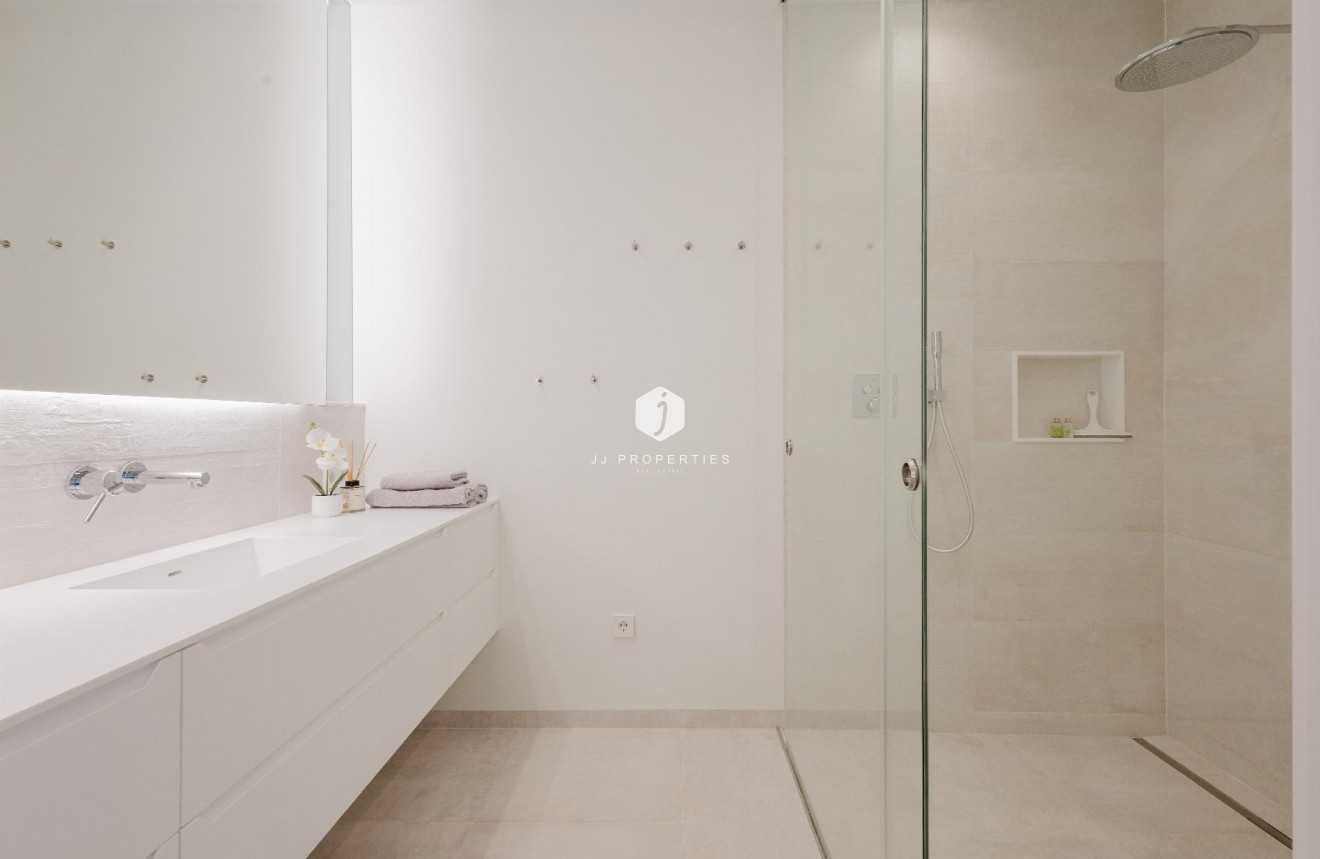 D'occasion - Villa -
Orihuela Costa - Costa Blanca