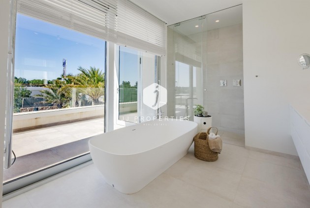 D'occasion - Villa -
Orihuela Costa - Costa Blanca