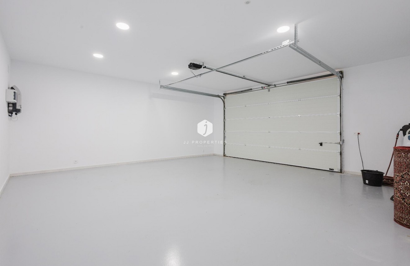 D'occasion - Villa -
Orihuela Costa - Costa Blanca