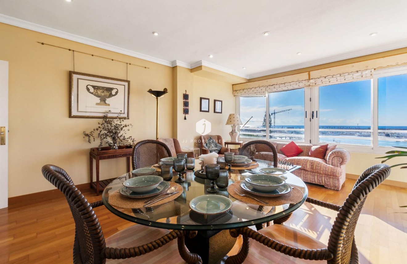 Resale - Apartment / flat -
Torrevieja - Costa Blanca