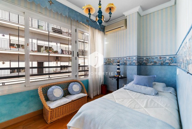 Resale - Apartment / flat -
Torrevieja - Costa Blanca