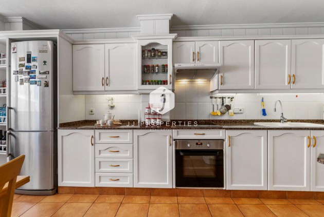 Resale - Apartment / flat -
Torrevieja - Costa Blanca